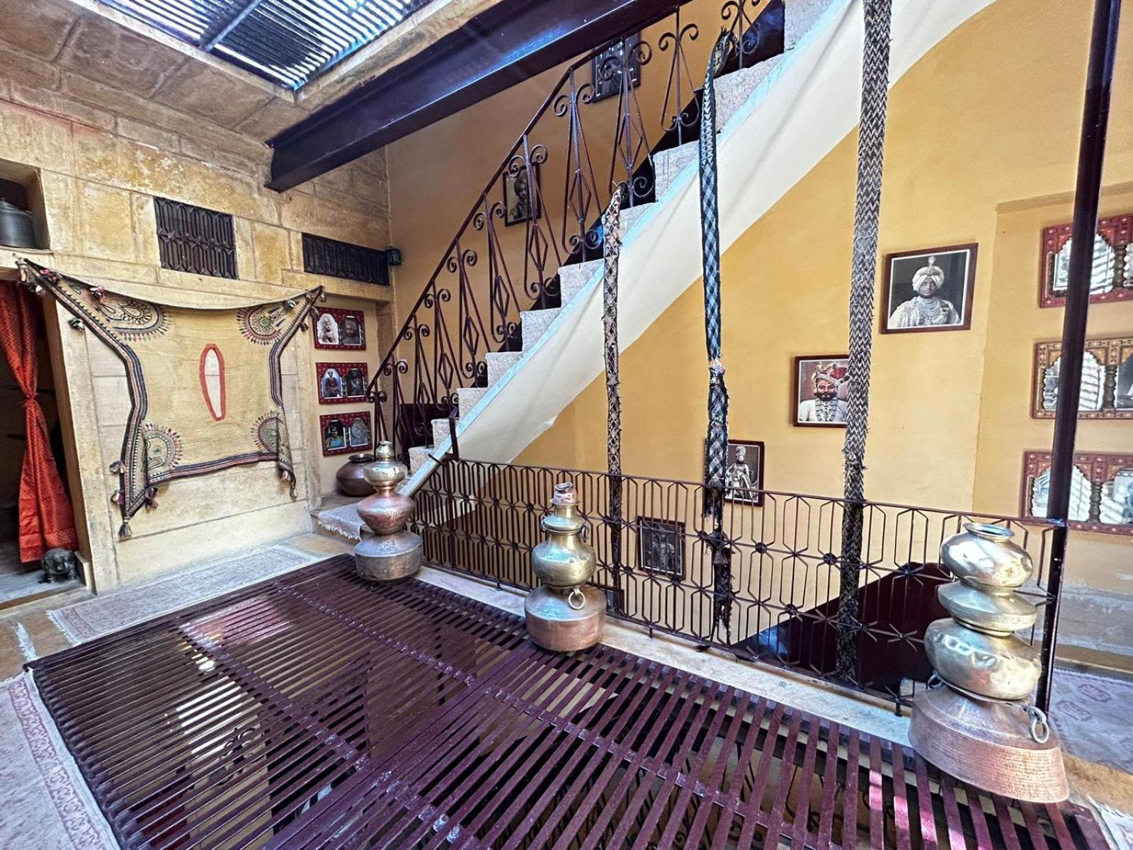 Killa Bhawan Lodge ไจซัลเมอร์ ภายนอก รูปภาพ