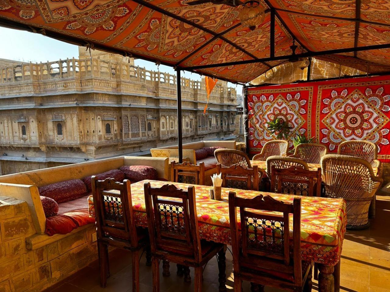 Killa Bhawan Lodge ไจซัลเมอร์ ภายนอก รูปภาพ